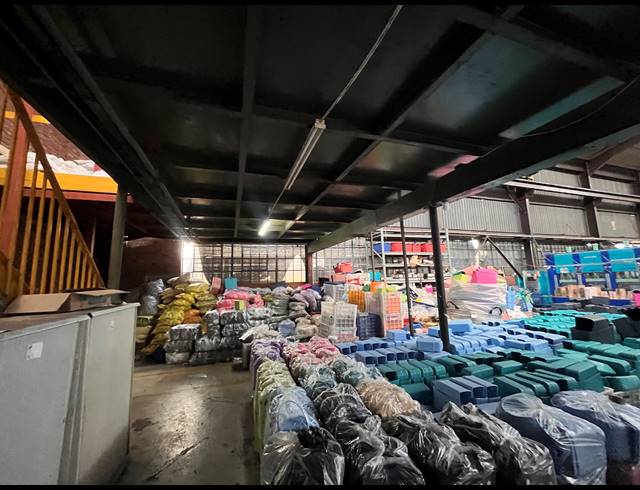 1,850M² WAREHOUSE TO LET IN CHLOORKOP